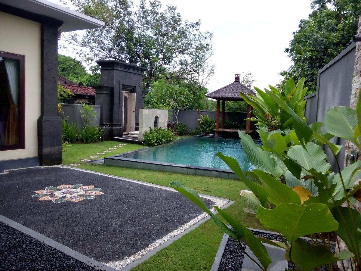 Avisara Villa & Suite Nusa Dua  Exterior photo